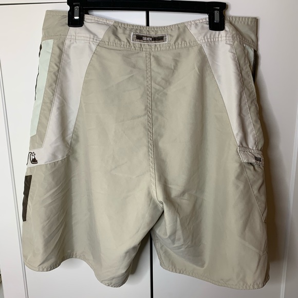 Men’s Quiksilver Edition Board Shorts - Picture 6 of 11
